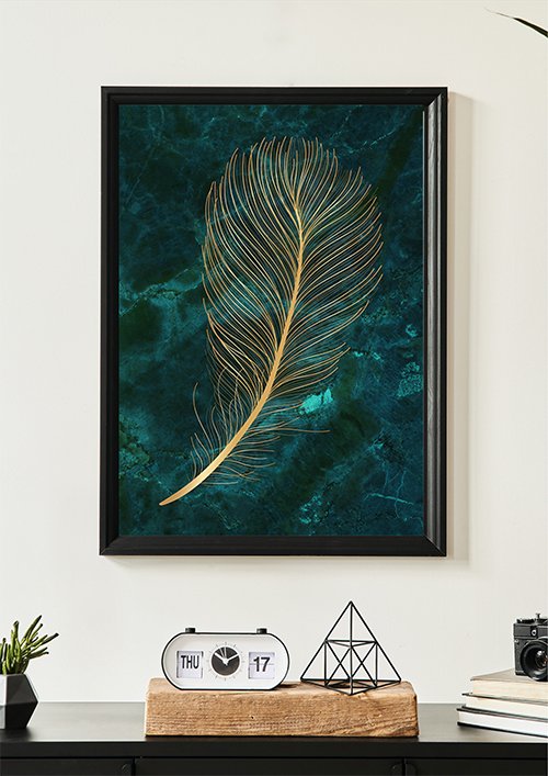 Plakat Złote pióro na zielonym tle kompozycja